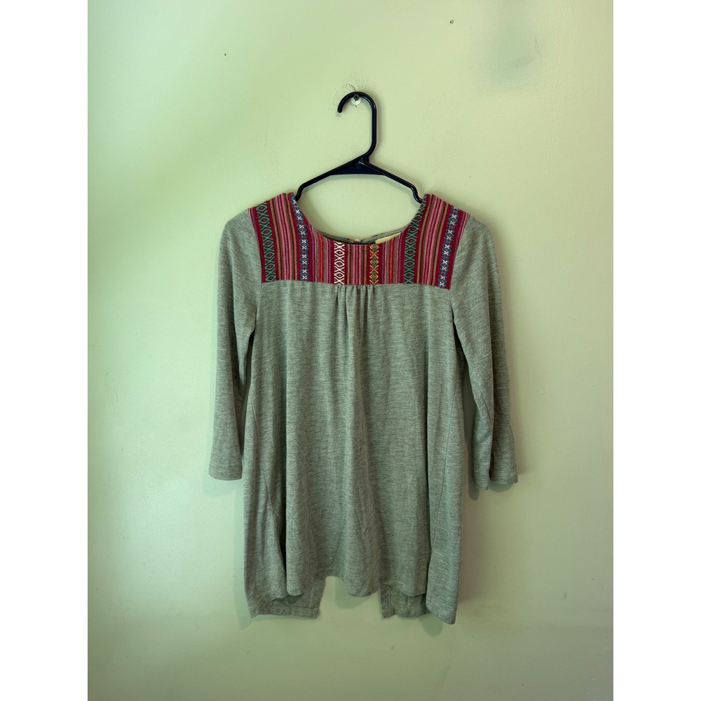 Altar'd State Gray Embroidered Yoke Split Back Tunic Top AT143276 Small